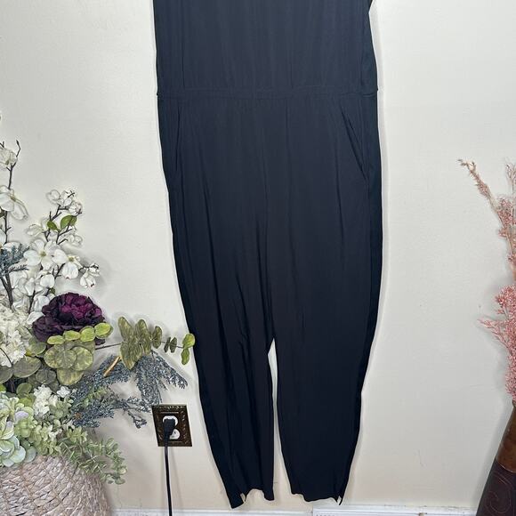 ATHLETA Brooklyn Ankle Jumpsuit Black Sz 6 {OO45} - Picture 3 of 7